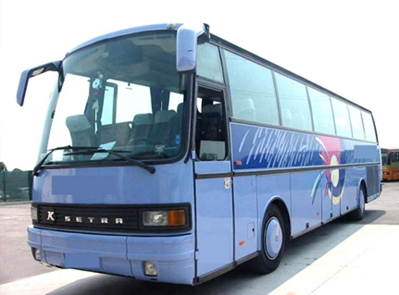 Setra 215